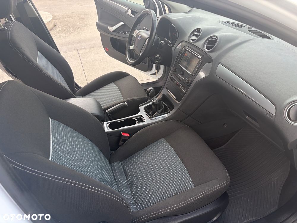 Ford Mondeo 1.6 TDCi Start-Stopp Titanium - 14