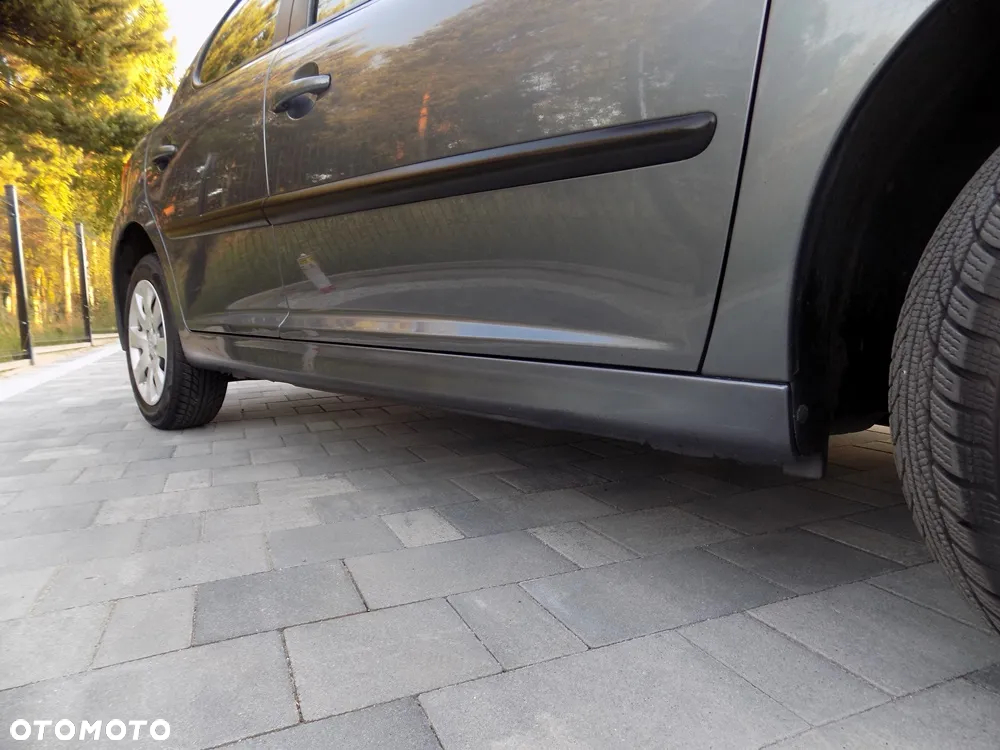 Peugeot 207 1.4 16V Trendy - 15