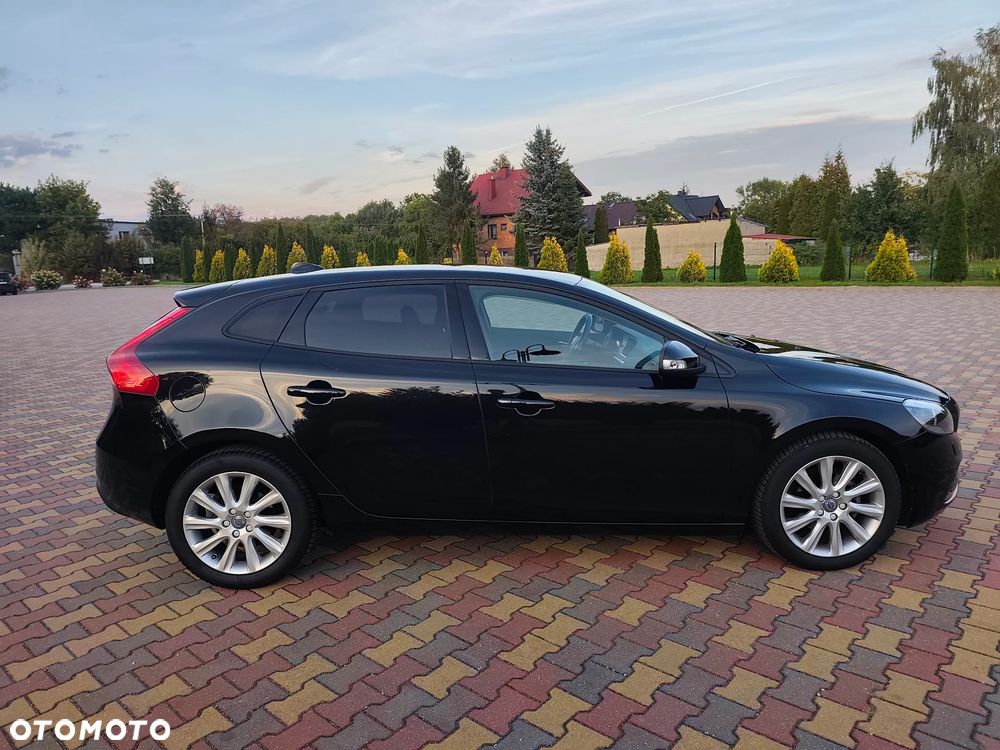 Volvo V40 D2 Summum - 6