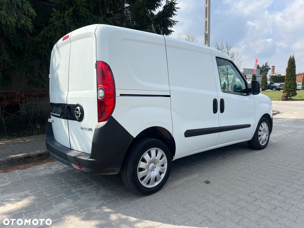 Opel COMBO - 2