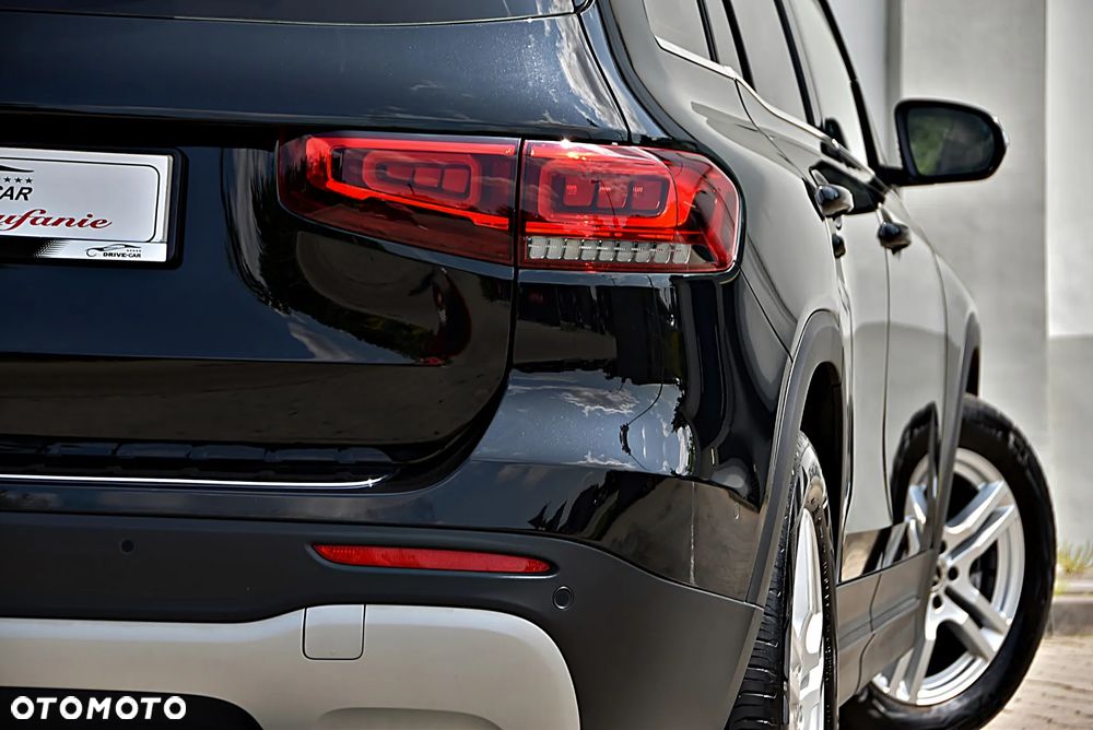 Mercedes-Benz GLB 200 7G-DCT - 8