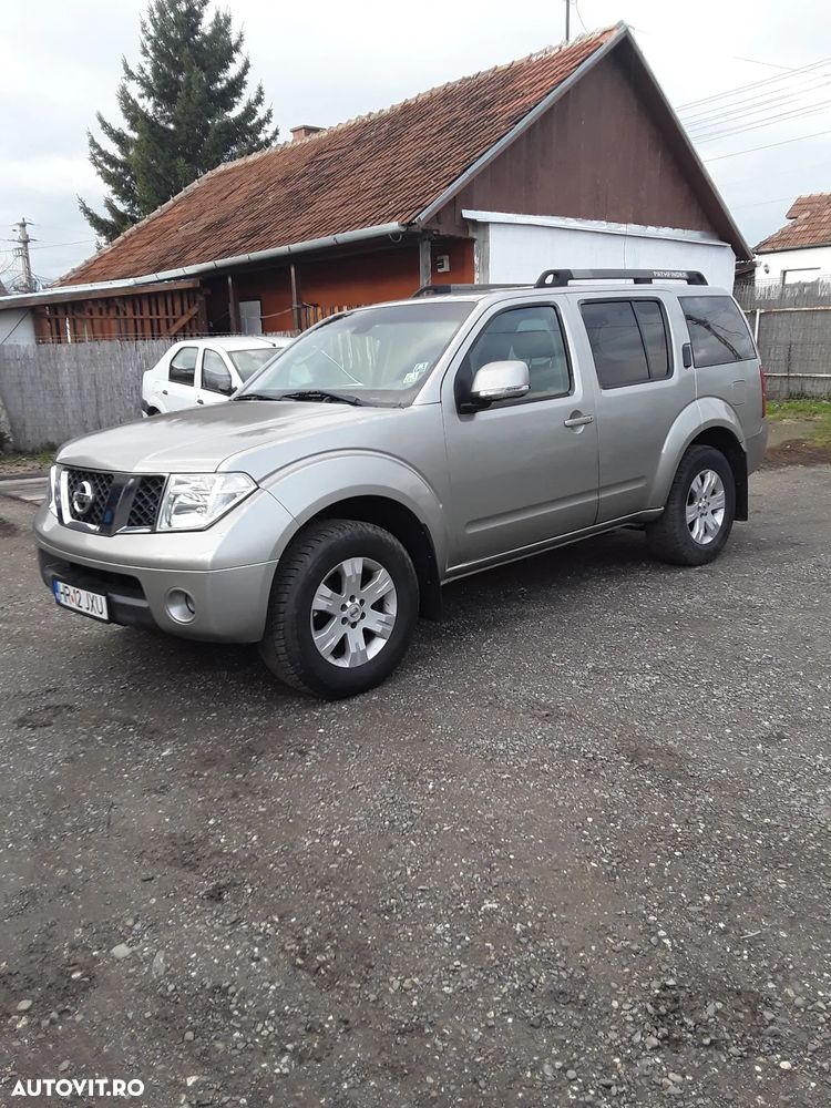 Nissan Pathfinder 2.5 dCi LE - 7