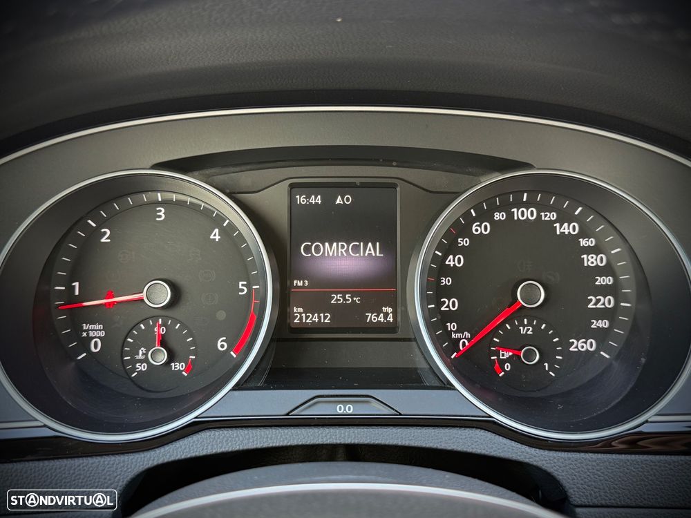 VW Passat 2.0 TDI Highline - 20