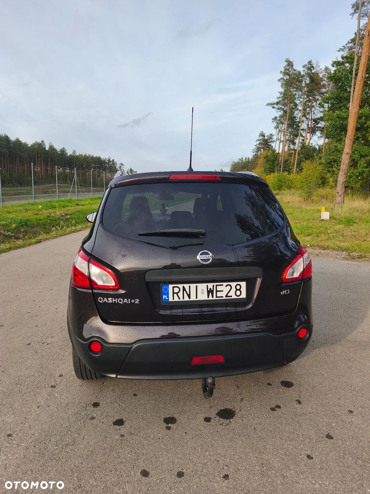 Nissan Qashqai+2 - 5