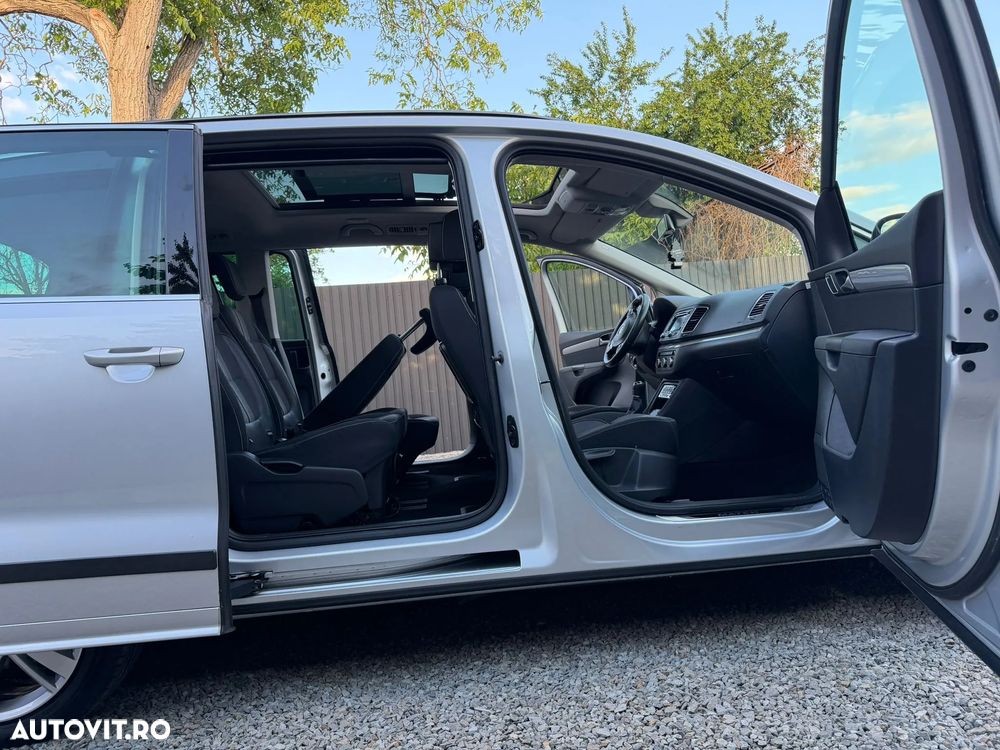 Volkswagen Sharan 2.0 TDI 4MOTION BlueMotion Technology Highline - 3