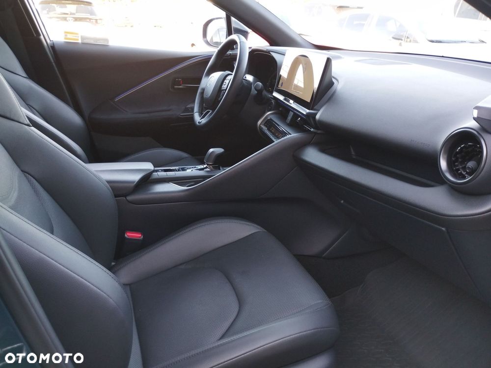 Toyota C-HR - 11