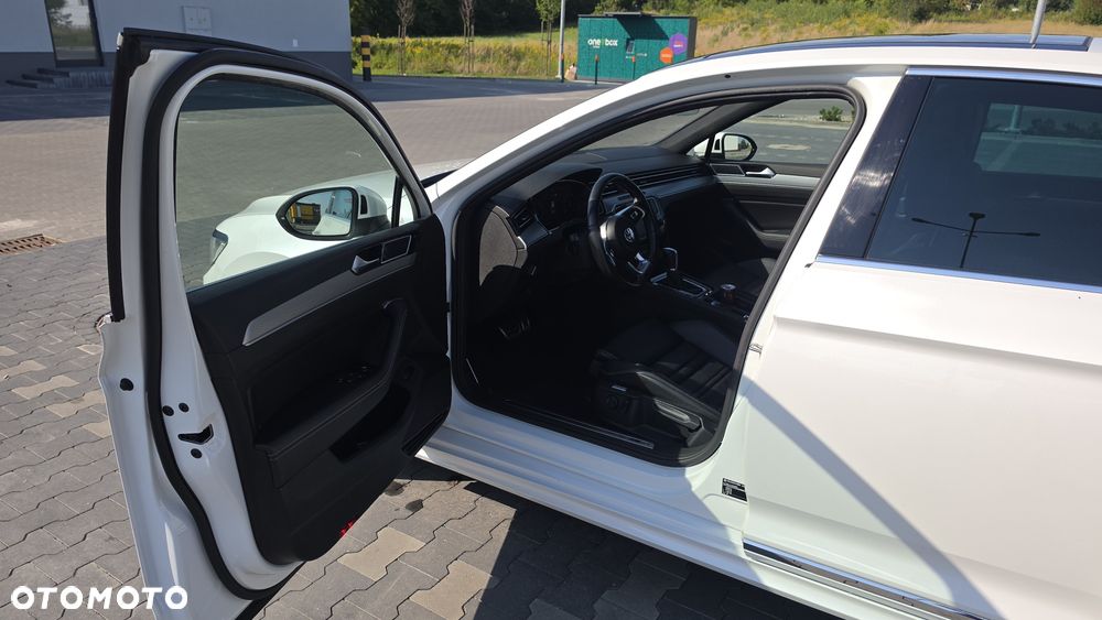 Volkswagen Passat - 5