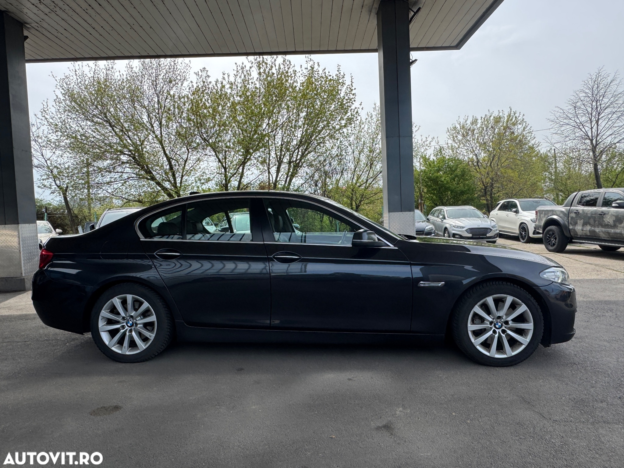 BMW Seria 5 525d xDrive AT - 6