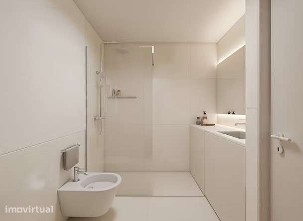 Apartamento T0 com garagem, ar condicionado e elevador - Grande imagem: 4/12