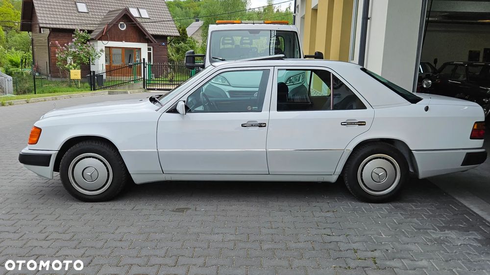 Mercedes-Benz W124 (1984-1993) - 4