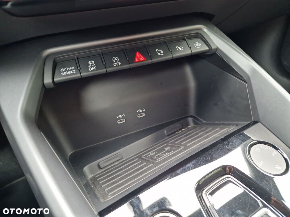 Audi A3 Sportback 30 TFSI mHEV S tronic - 35