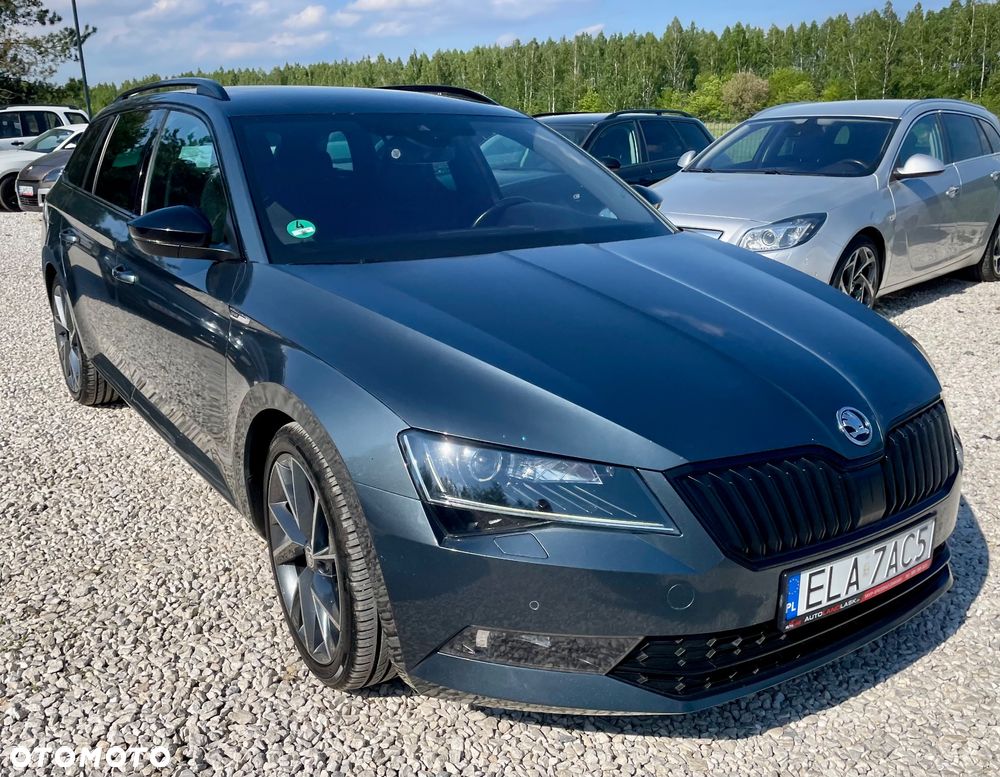 Skoda Superb 2.0 TDI DSG Sportline - 28