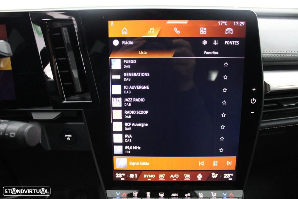 Renault Mégane E-Tech EV60 Iconic Autonomia Conforto - 28