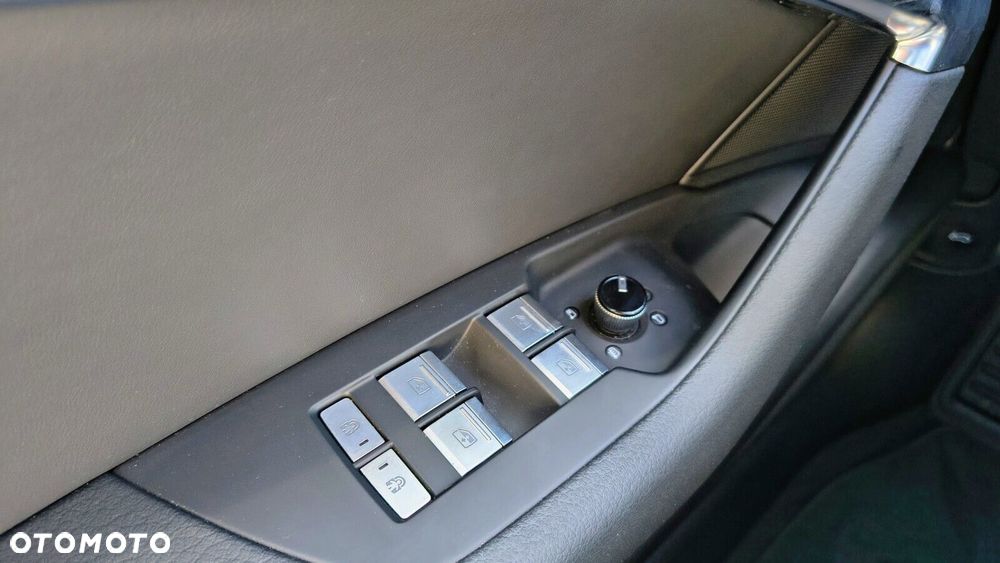 Audi A6 Avant - 37