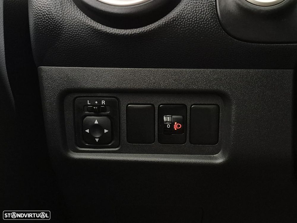 Mitsubishi Space Star 1.2 Intense — fotografia 19