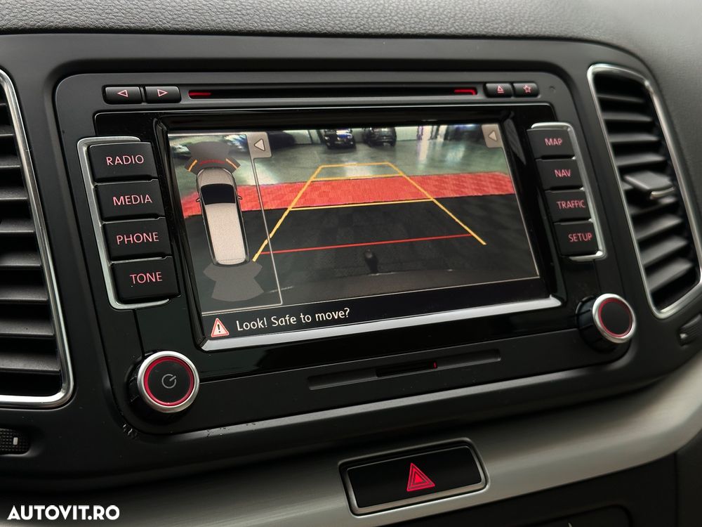 Volkswagen Sharan 2.0 TDI Blue Motion Highline - 15