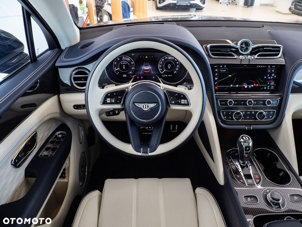 Bentley Bentayga - 12