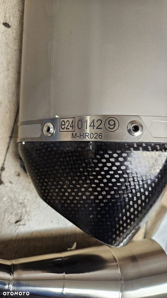 Tłumik sportowy Akrapovič Slip-On Yamaha X-MAX / X-CITY / MBK - 10