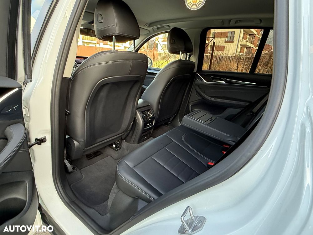 BMW X3 xDrive20d Aut. Advantage - 23