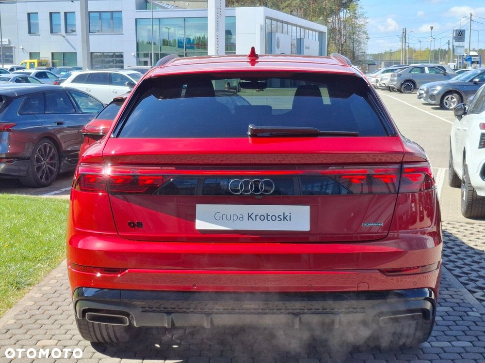 Audi Q8 - 6