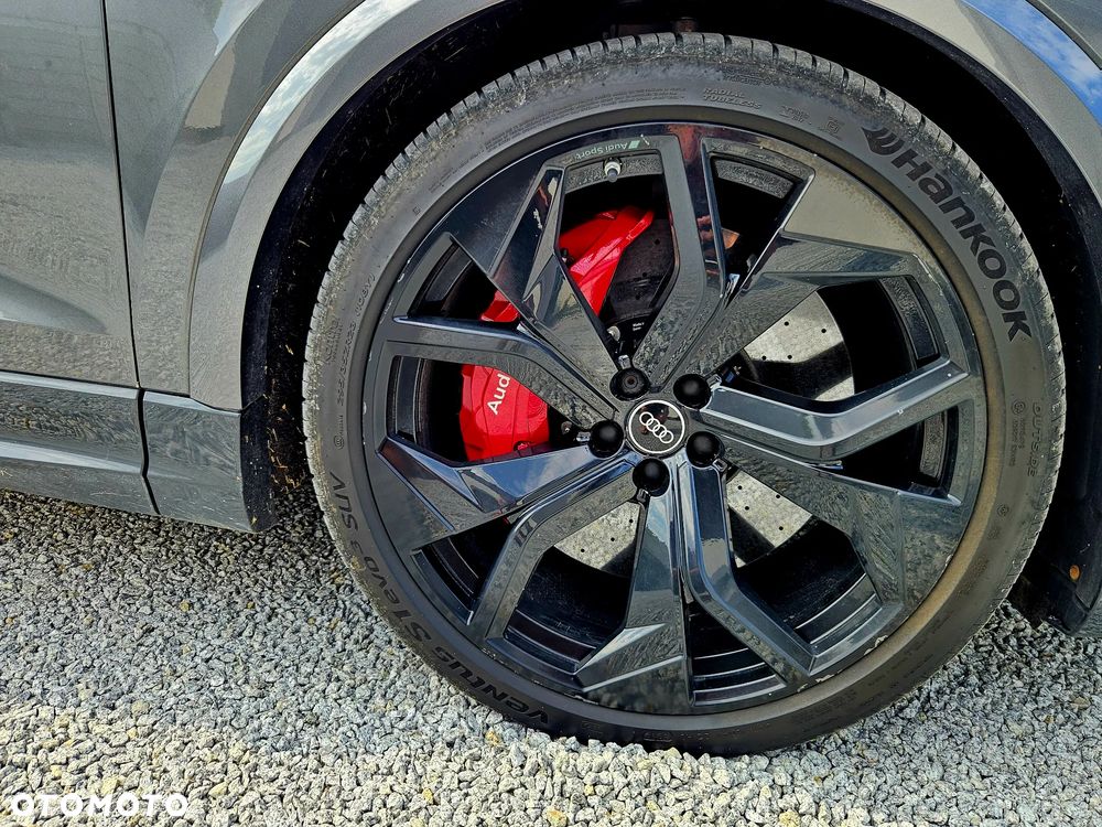 Audi RS Q8 - 12