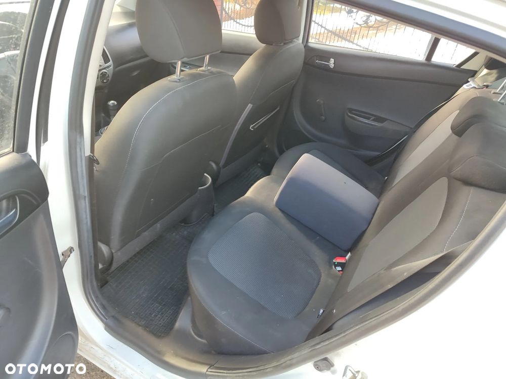 Hyundai i20 1.25 Classic - 10