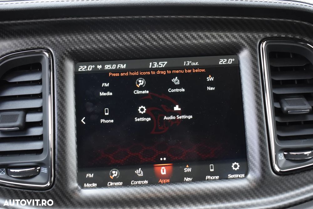 Dodge Challenger - 24