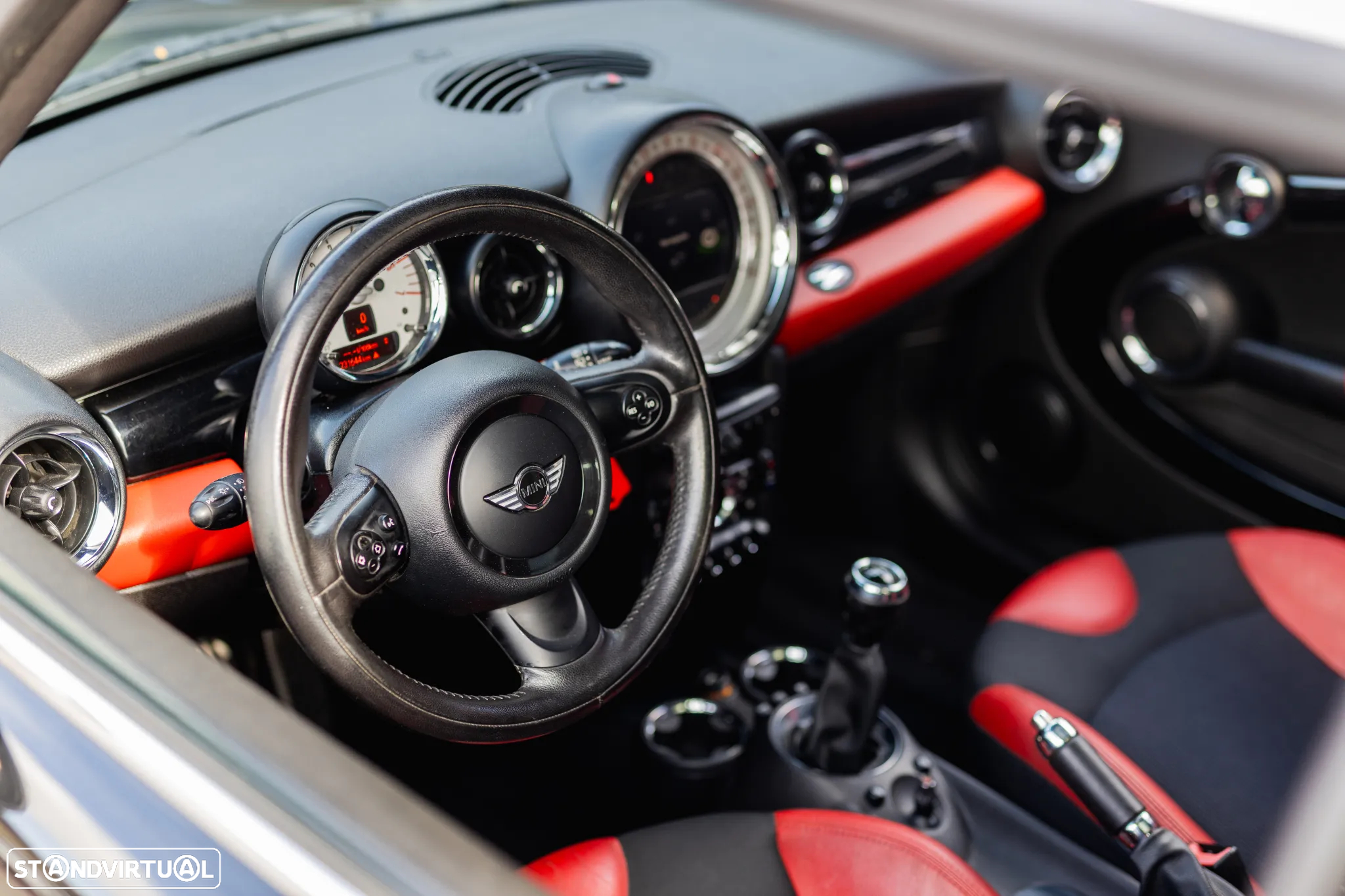 MINI 3 Portas Cooper SD - 13
