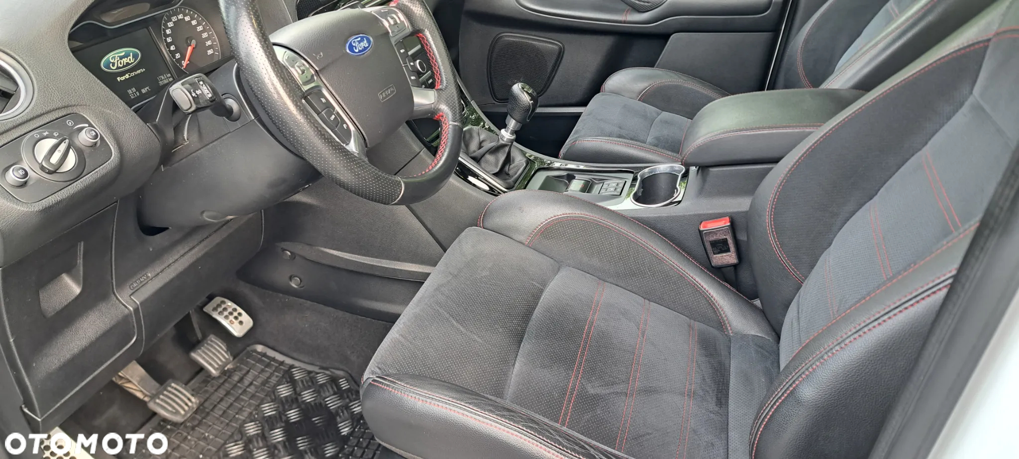 Ford S-Max 2.0 TDCi DPF Titanium - 11