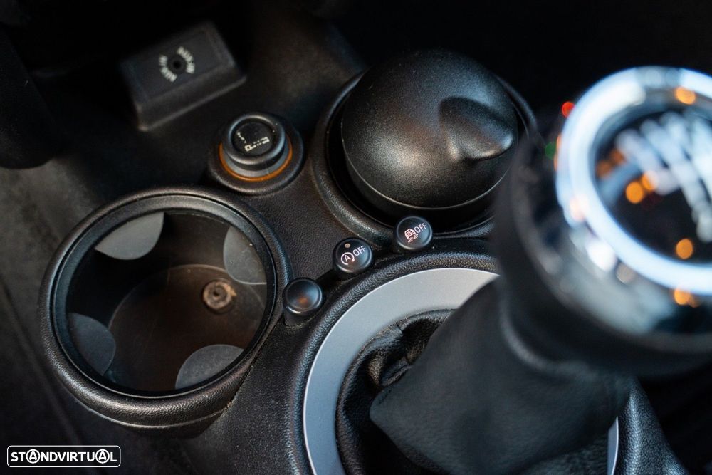 MINI 3 Portas One 1.6 - 35