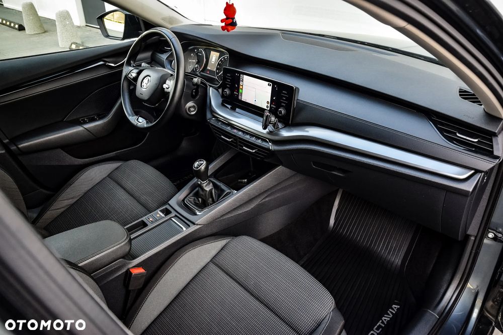 Skoda Octavia 1.0 TSI Active - 27