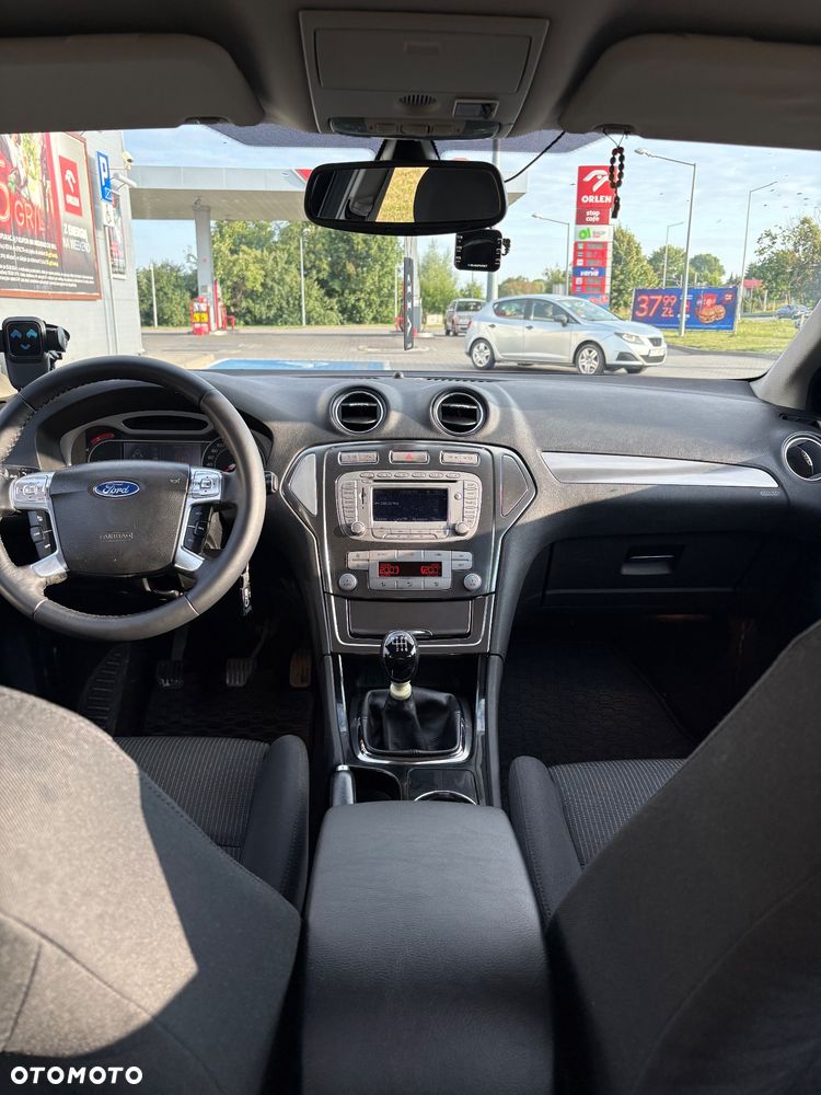 Ford Mondeo - 11