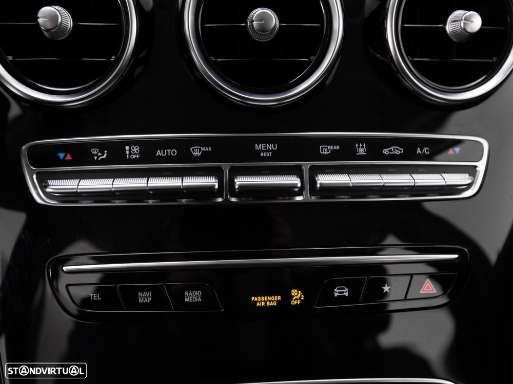 Mercedes-Benz GLC 300 de 4Matic 9G-TRONIC - 22