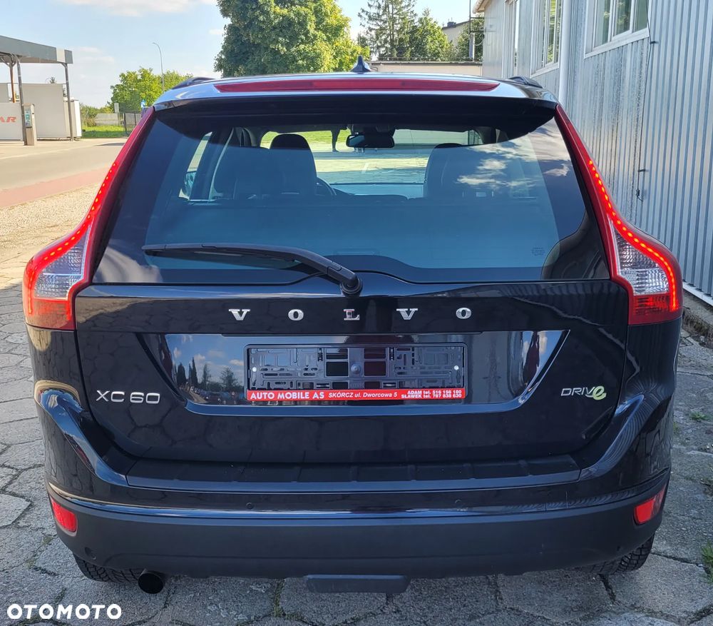 Volvo XC 60 D4 Momentum - 4