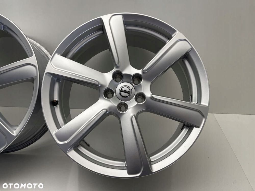 FELGI VOLVO XC90 8J 19 ET42,5 31423021 - 5
