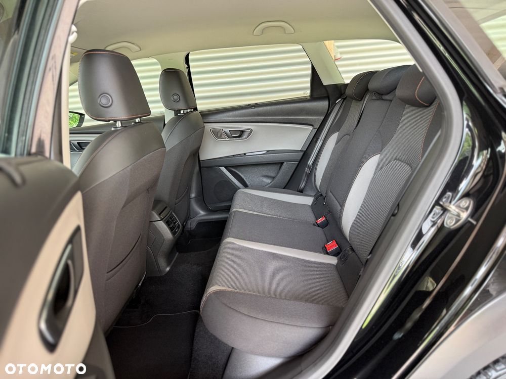 Seat Leon 1.8 TSI Start&Stop DSG XCELLENCE - 24