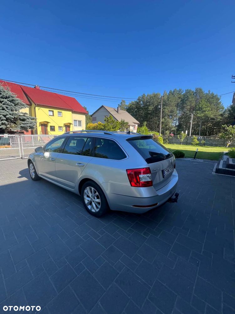 Skoda Octavia 1.6 TDI Style - 4