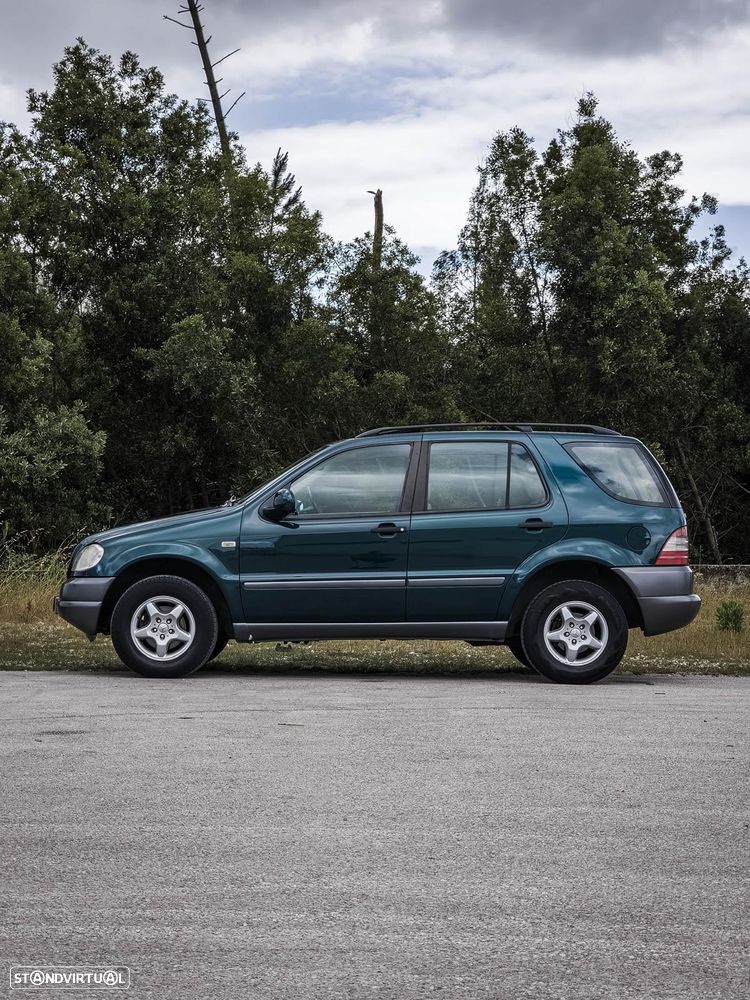 Mercedes-Benz ML 320 Standard - 4