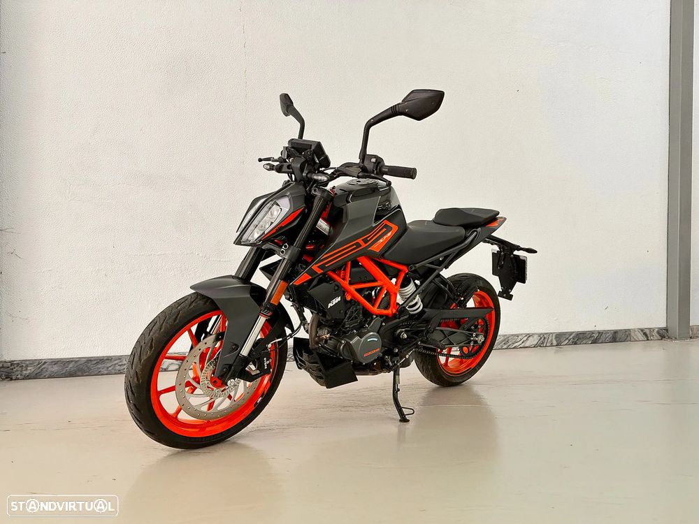 KTM Duke - 1