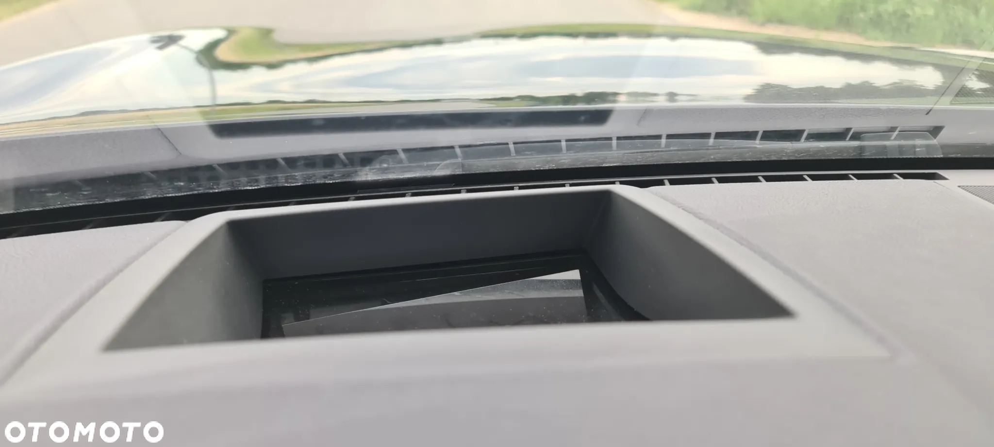 BMW Seria 7 750i L - 35