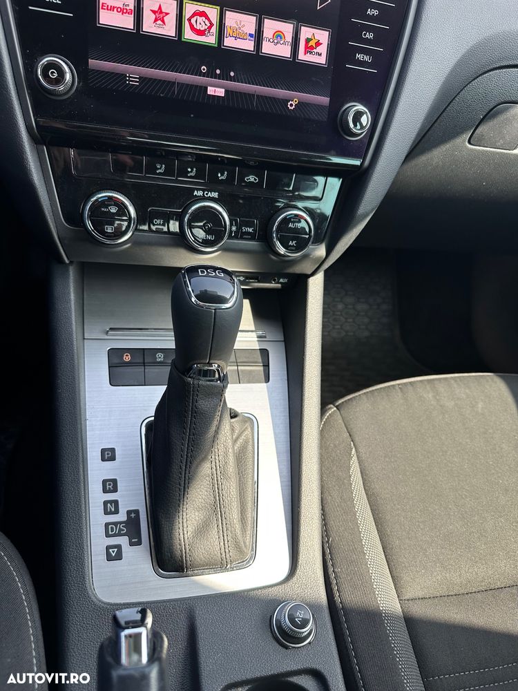 Skoda Octavia 1.6 TDI DSG Ambition - 3