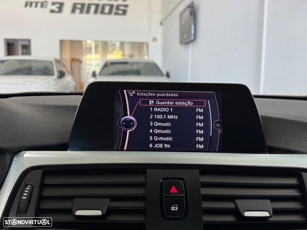 BMW 320 d Auto Pack M - 20