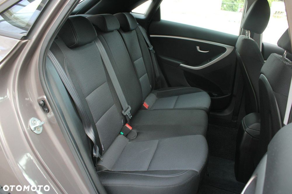 Hyundai i30 - 13