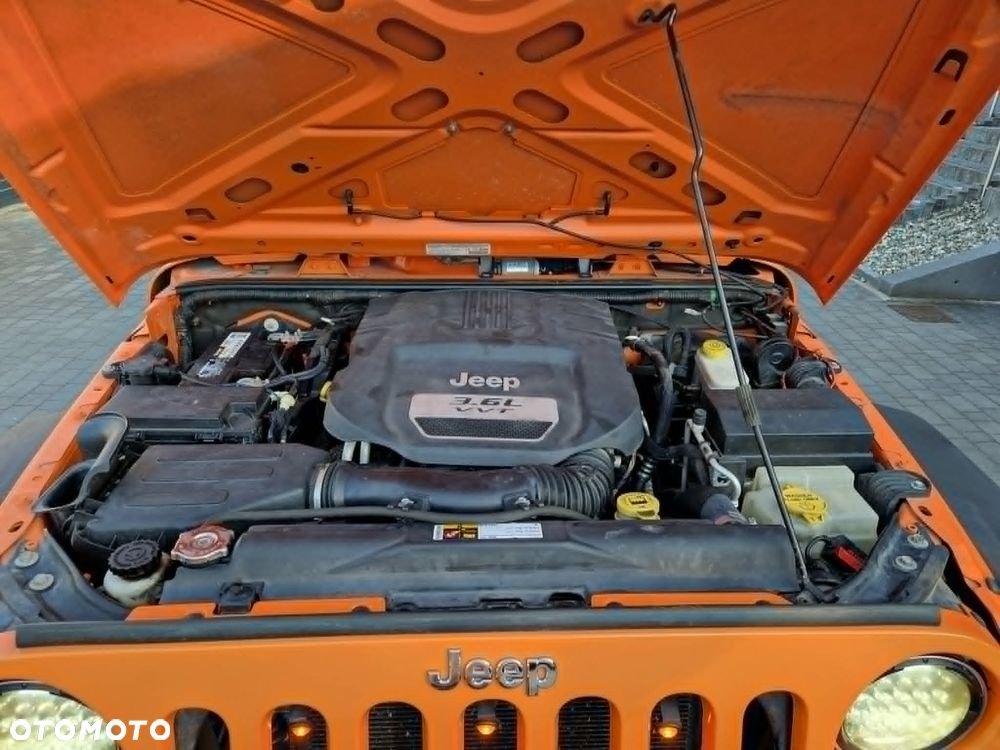 Jeep Wrangler - 15
