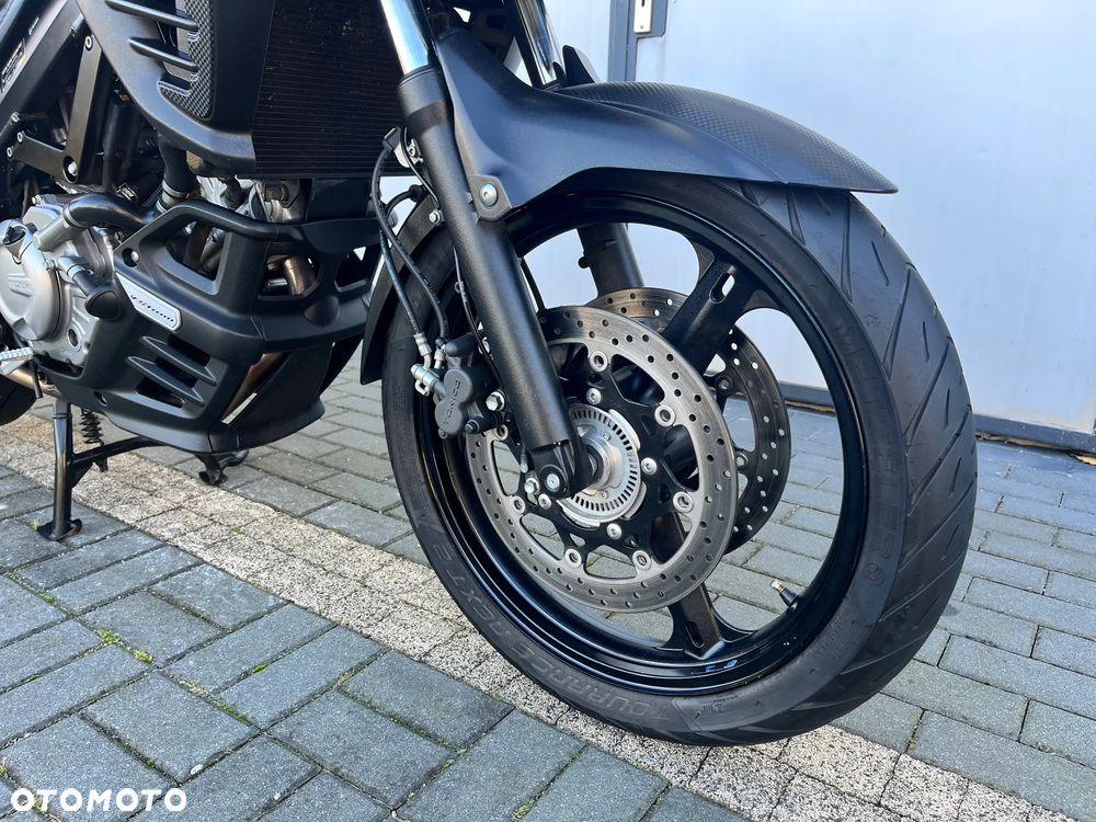 Suzuki V-STROM - 28