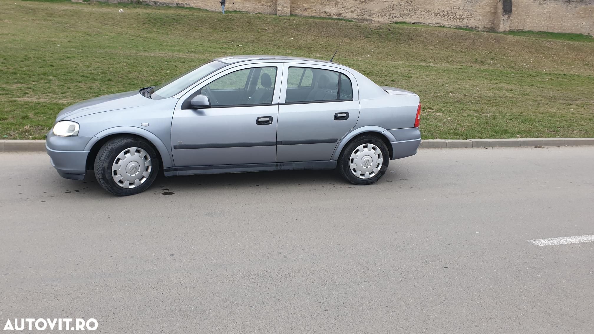 Opel Astra Classic 1.4i - 1