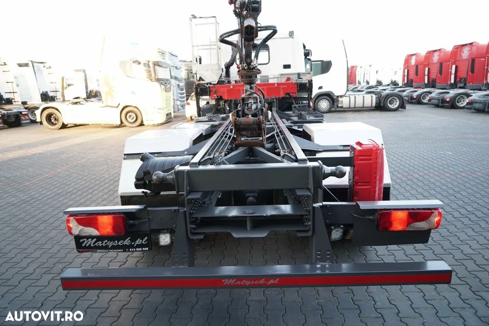 Scania P 280 / 4X2 / ȘASIU - 4,9 M / + HDS HMF 635 / CAPACITATE DE RIDICARE 1.500 KG / ATINGERE MAXIMĂ 6,9 M / GRĂTAR / - 15