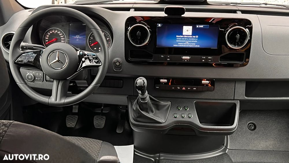 Mercedes-Benz Sprinter 517 CDI Microbuz 19+1+1 - 5