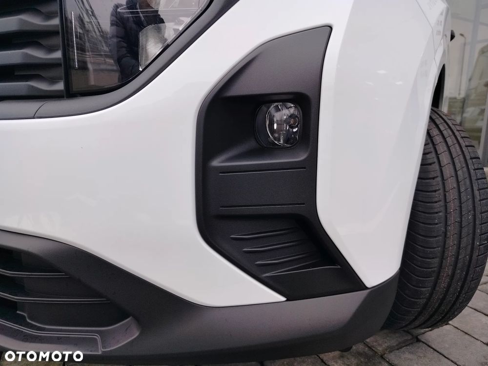 Ford Transit Courier - 18