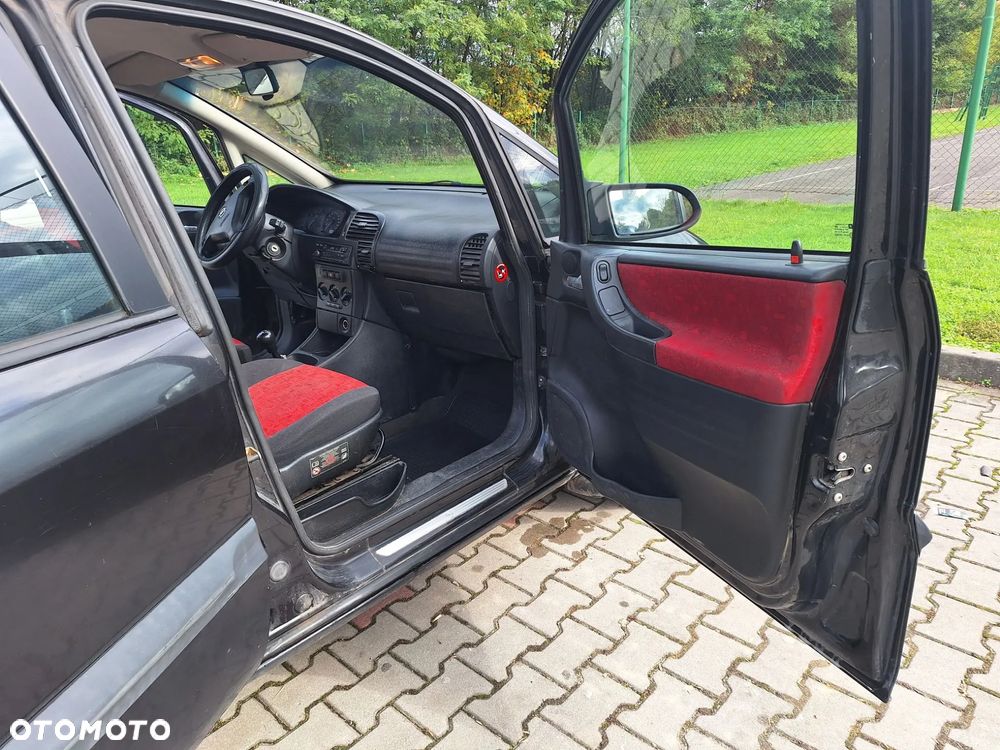 Opel Zafira 1.8 16V Elegance - 5